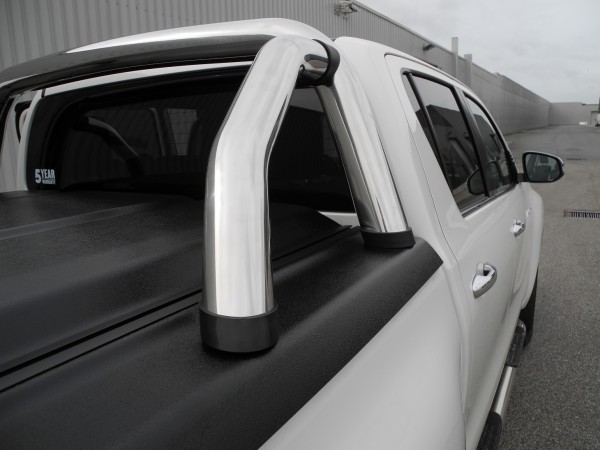 Sportbar Sportlid V Toyota Hilux DC '16